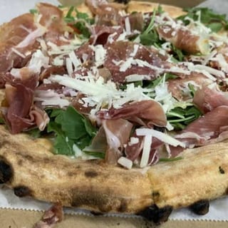 Primavera Pizza
